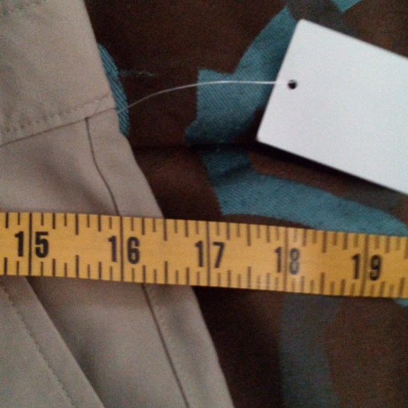 A 2 pair's of boys Performance Engineer Champ Shorts brand new - Picture 10 of 10